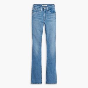 Levi’s 725 Bootcut Jeans